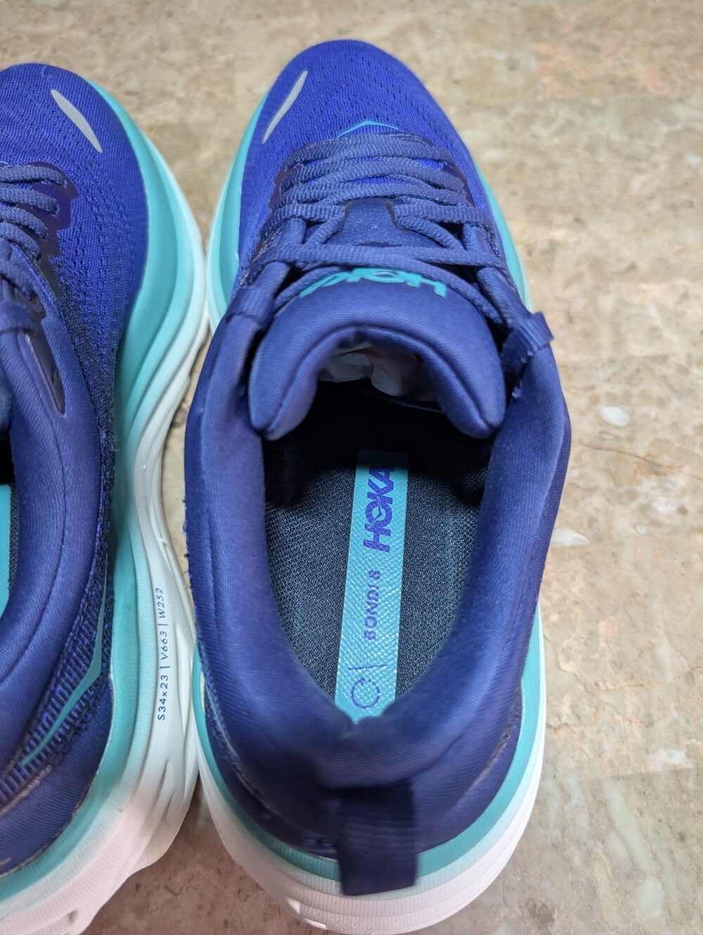 Hoka One One Bombi 8 Bellwether Blue Running Cushioned Shoes Women's Size 8.5 - Picture 4 of 10